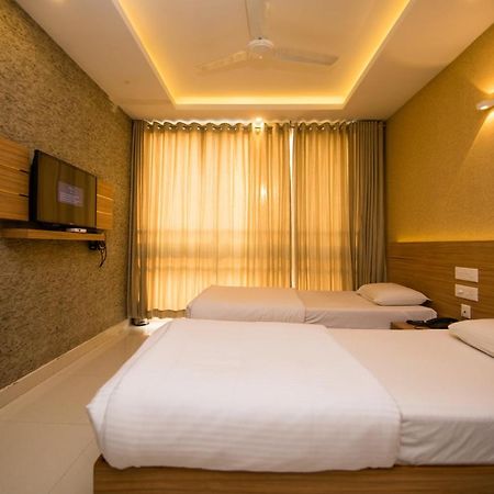 Hotel Kapilavasthu Palakkad Eksteriør billede