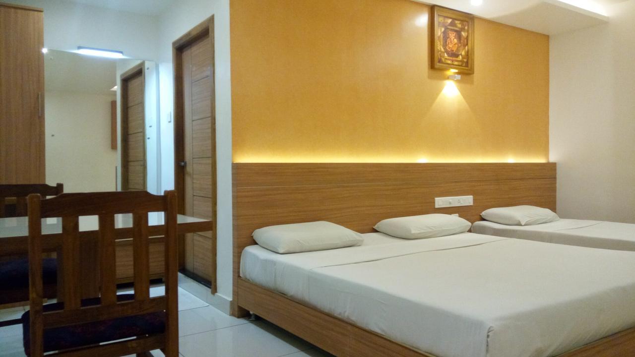 Hotel Kapilavasthu Palakkad Eksteriør billede