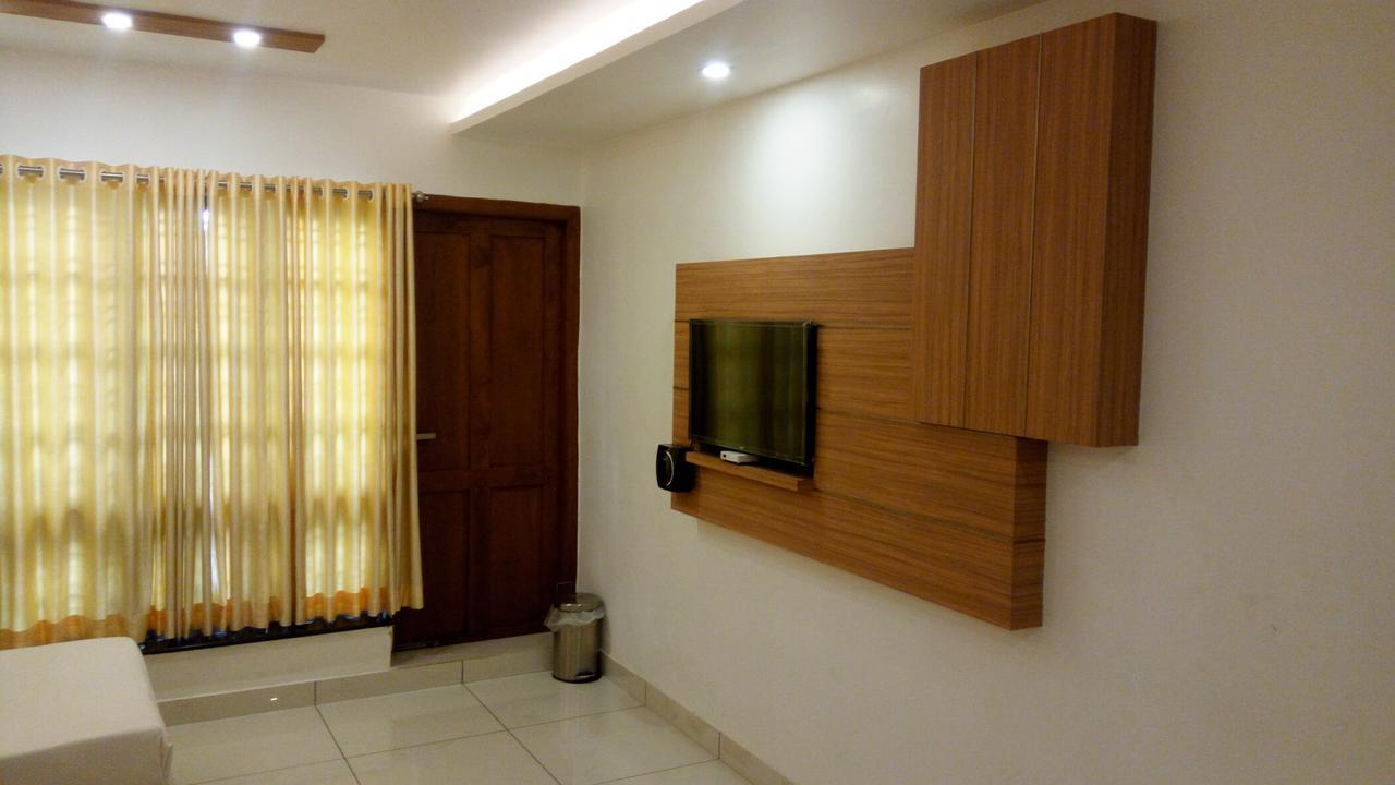 Hotel Kapilavasthu Palakkad Eksteriør billede