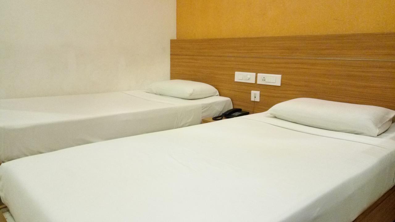 Hotel Kapilavasthu Palakkad Eksteriør billede